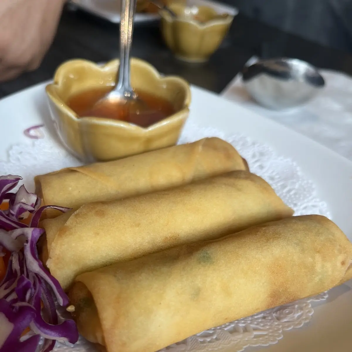 spring rolls ปอเปี๊ยะทอด